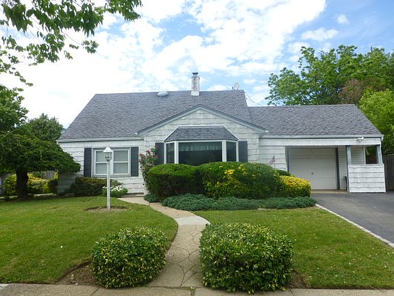 3rd image of 62 Vista Ln