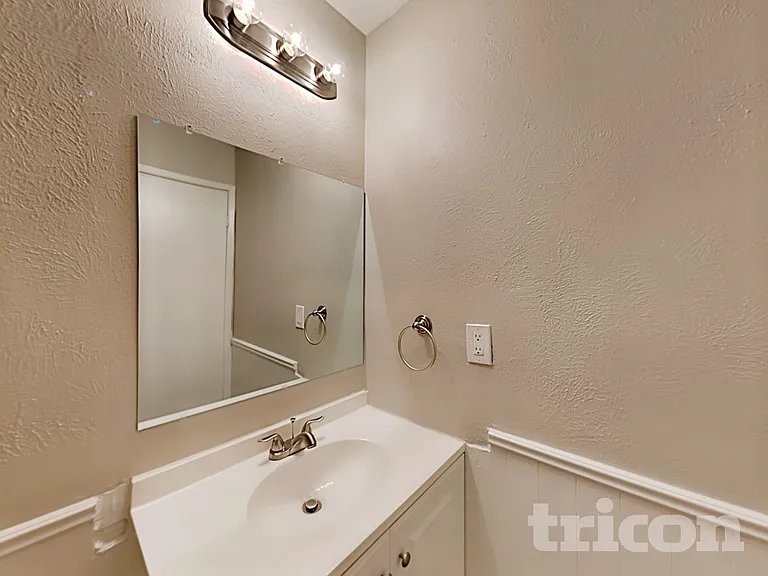 416 Forestwood Dr — Photo 9