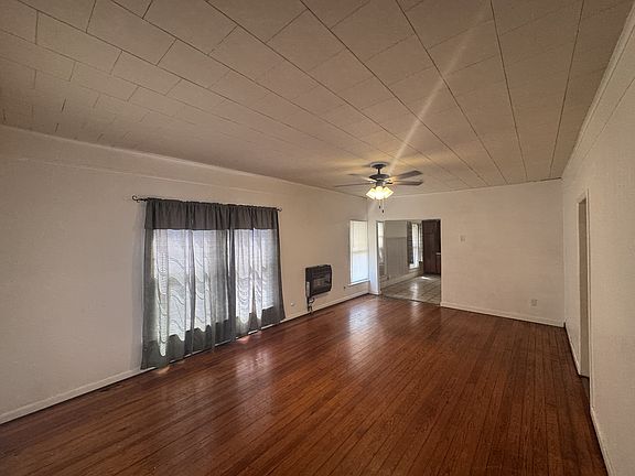 2nd image of 307 N Witte St