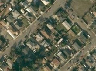 664 S Elmhurst Ave, Oakland, CA 94603