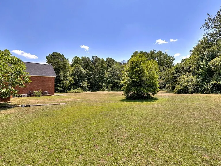 2090-4 Bridge Ct — Photo 37