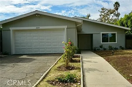 4439 Van Noord Ave