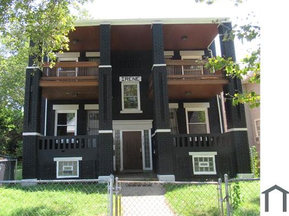 2217 E 71st St #3