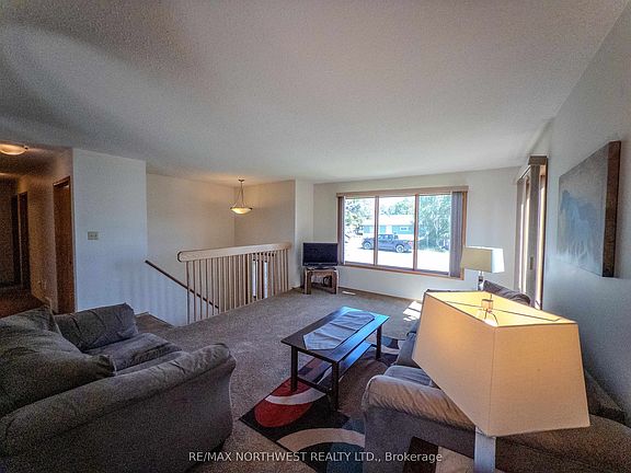 5th image of 527 2nd St S