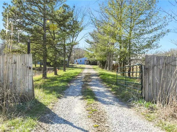 33311 S State Route 7, Creighton, MO 64739