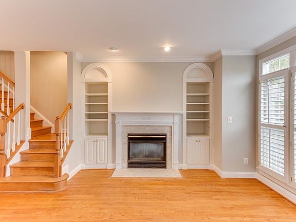 5th image of 826 Rivergate Pl