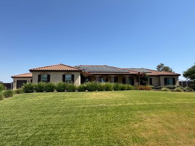 13390 E Falcon Meadow Ln, Clovis, CA, 93619