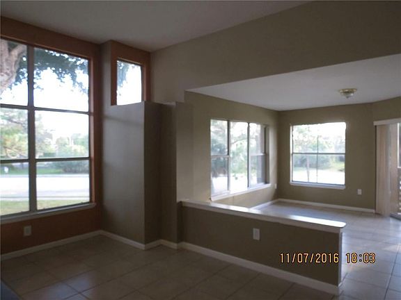 5th image of 4871 Via Palm Lakes #709
