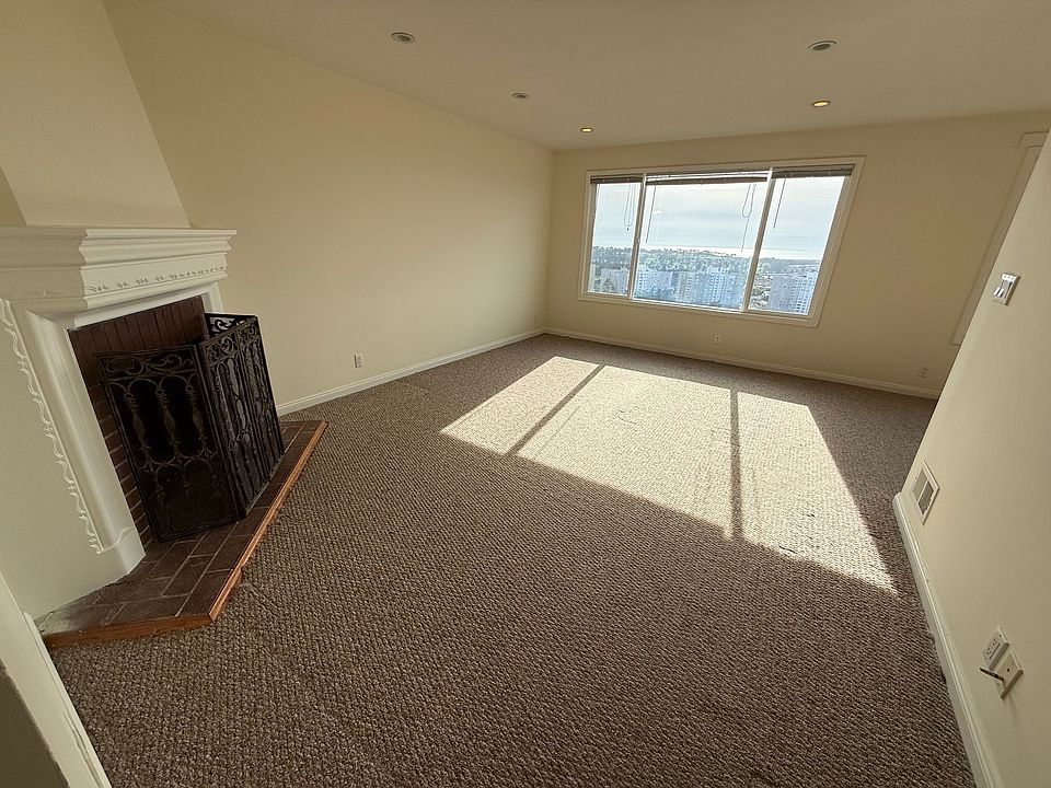 1st image of 223 Vernon St