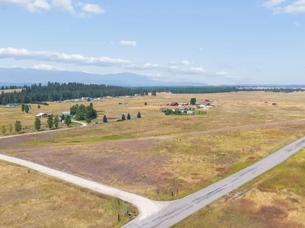 66 Douglas Dr, Eureka, MT 59917