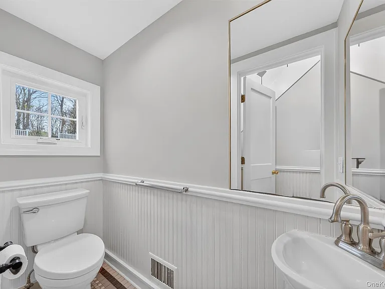 935 Peach Lake Rd — Photo 10