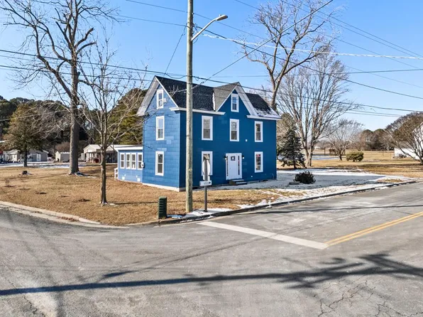 17362 Main St, Painter, VA 23420