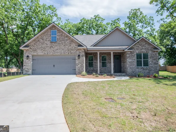 227 Obsidian Dr, Perry, GA 31069