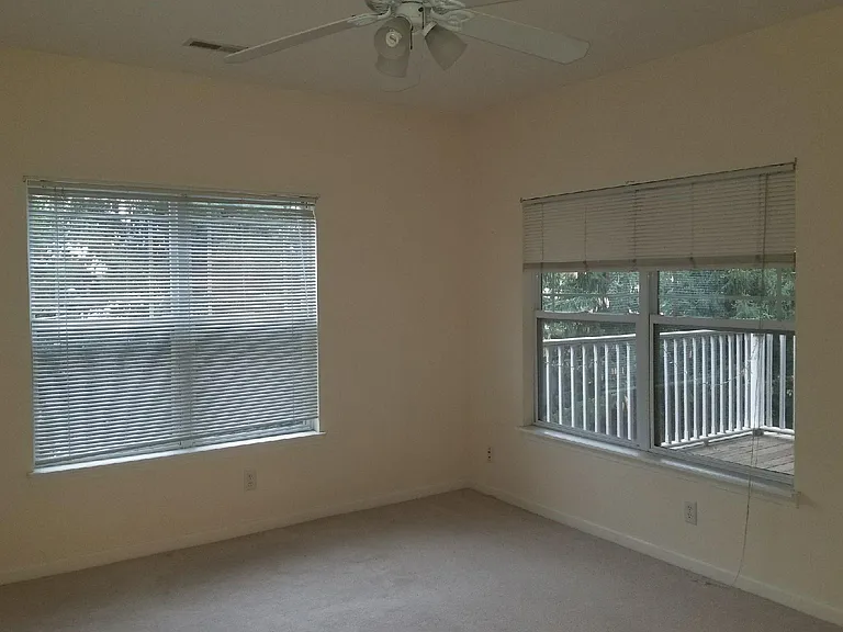 N113W16241 Sylvan Cir #204 — Photo 19