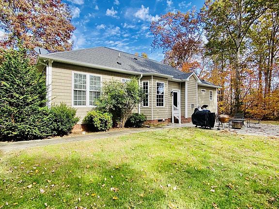 3rd image of 366 Duncan Plantation Dr