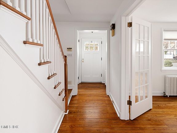 4th image of 255 Byram Rd