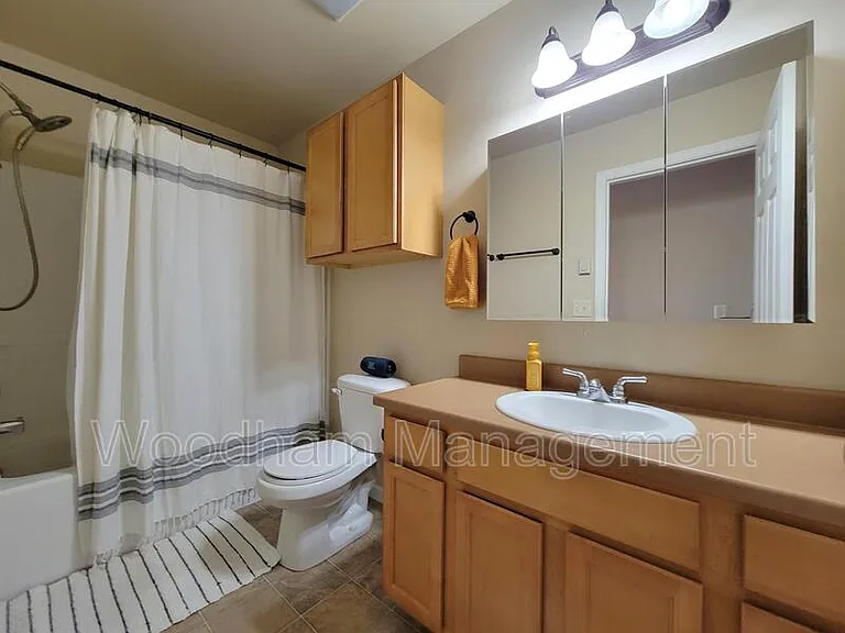 1112 Biehl Dr #B — Photo 13