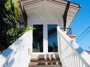 423 Magnolia St #A, Costa Mesa, CA 92627