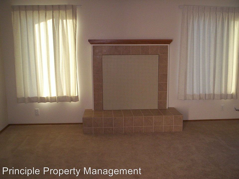 2nd image of 4203 Royal Ave