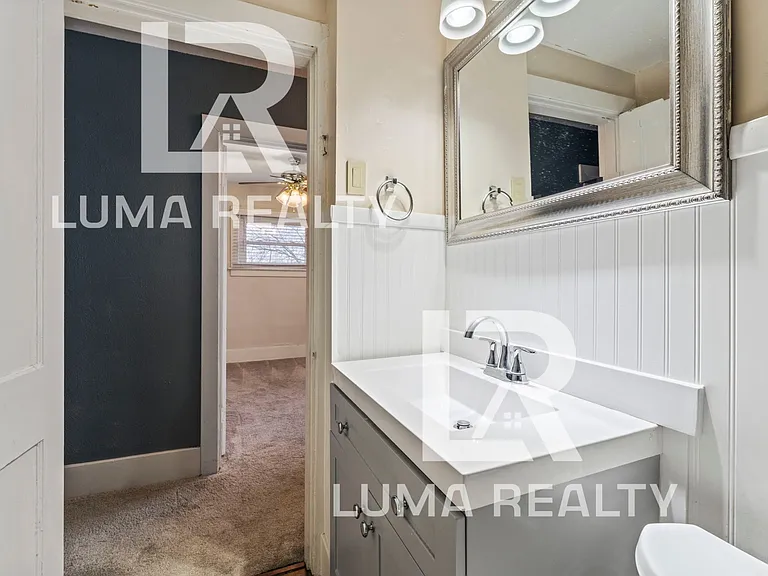 1039 Pritz Ave — Photo 13
