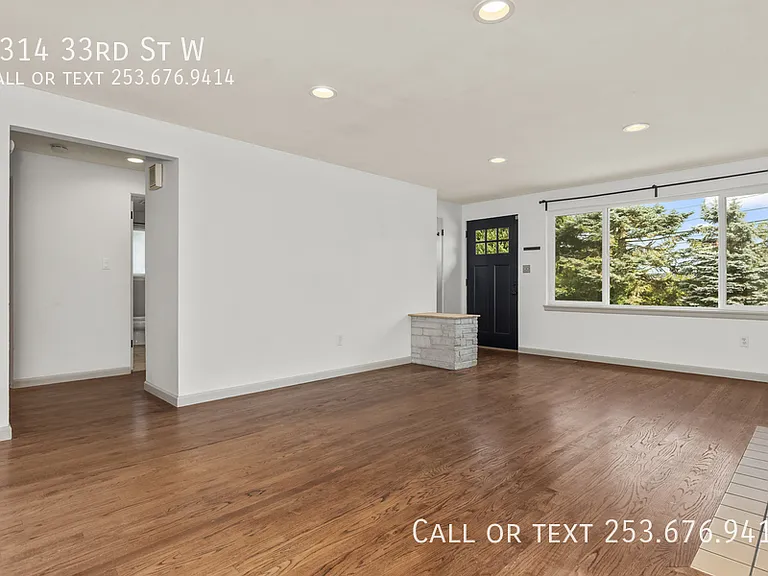 8314 33rd St W — Photo 10