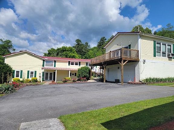 4th image of 15 Winterplace Ln