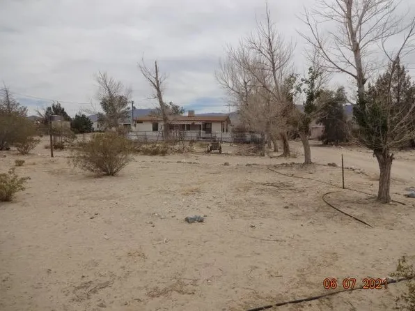 39233 Sage Rd, Lucerne Valley, CA 92356