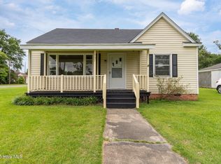907 Sycamore Ave, Kinston, NC 28504