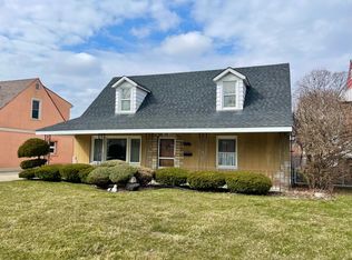 4232 W 100th St, Oak Lawn, IL 60453