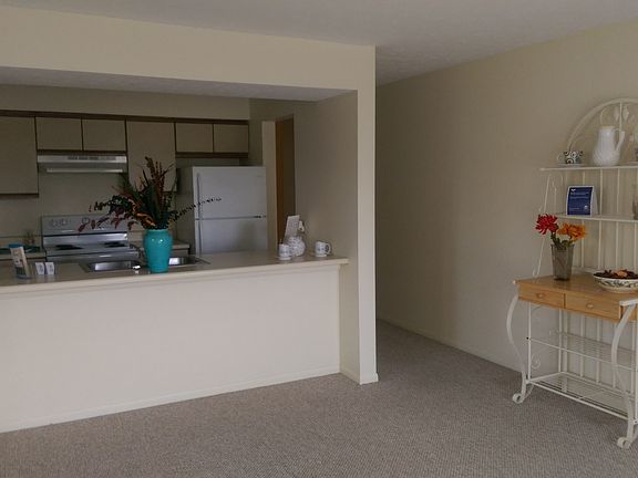 2nd image of 355 N Lake Pine Dr APT D