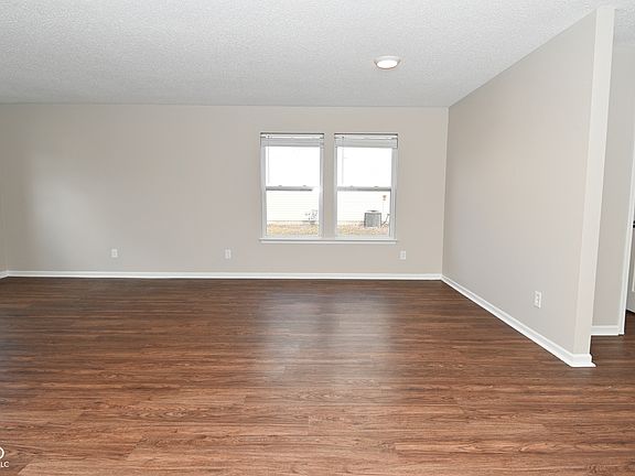 4th image of 3225 Capsella Ln