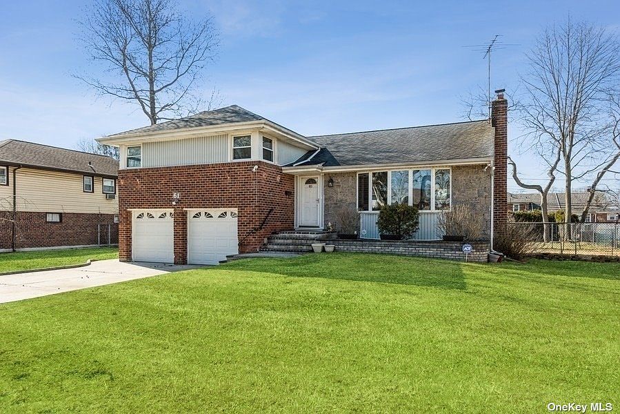 61 Waterbury Lane, Westbury, NY 11590 Zillow