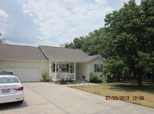 3017 Pine Ridge Dr, Herrin, IL 62948