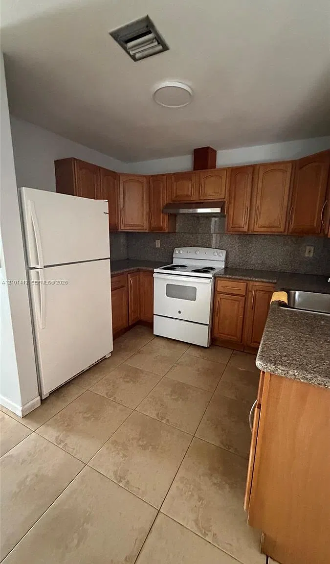 Miami Land & Development — Photo 4