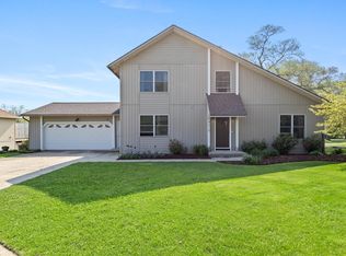 4310 Mayaka Ct SW, Grandville, MI 49418