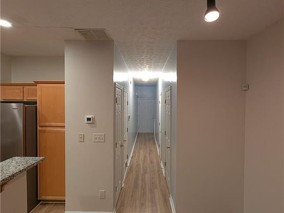 2nd image of 751 Brookside Parc Ln