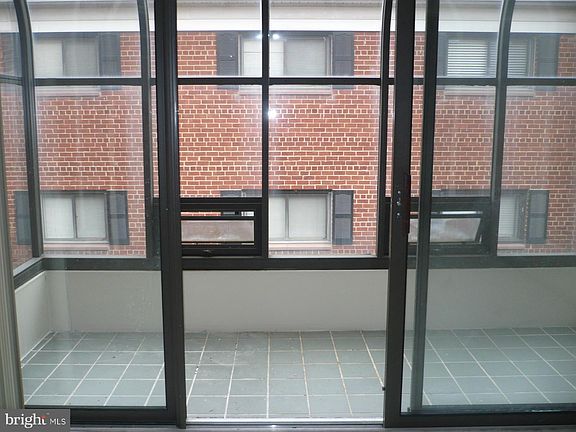 5th image of 236 Taylor Run Pkwy #8