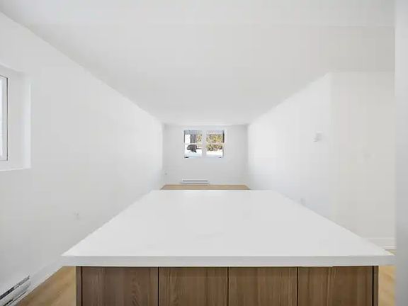 4th image of 25 Downes Ave #1A