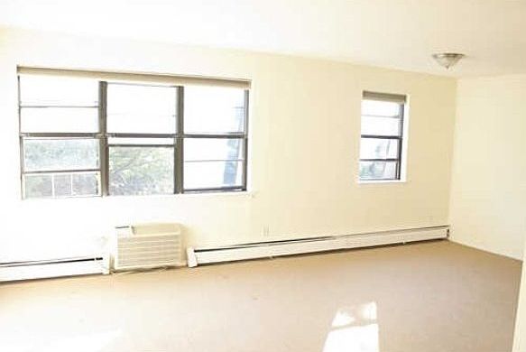 2nd image of 6817 Douglaston Pkwy