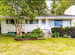 4039 Justine Dr, Annandale, VA 22003