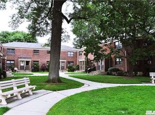 7331 220th St, Bayside, NY 11364