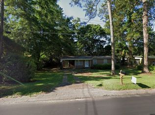 2003 Crabapple Dr, Tallahassee, FL 32304