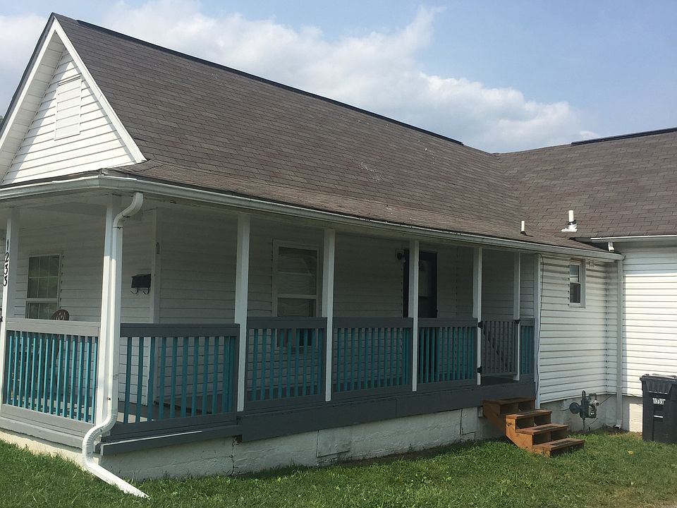 1st image of 1233 Callaway St