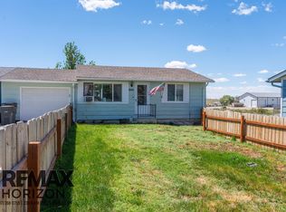 846 N 6th St, Douglas, WY 82633