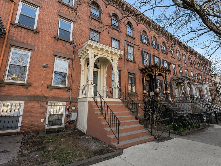 275 Dwight St #1 — Photo 12