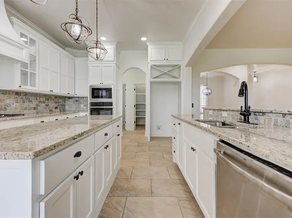 3530 Rivers Edge Ct, Newcastle, OK 73065