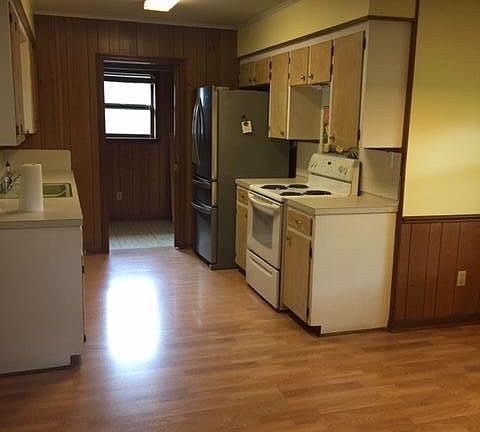 5th image of 505 Elmwood Dr