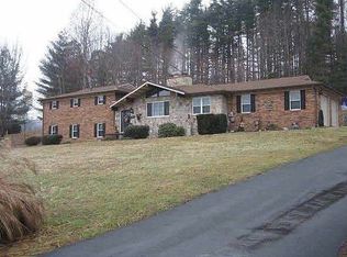 101 Martin Dr, Beckley, WV 25801