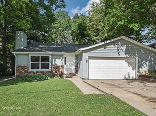 206 Grant St, Harvard, IL 60033