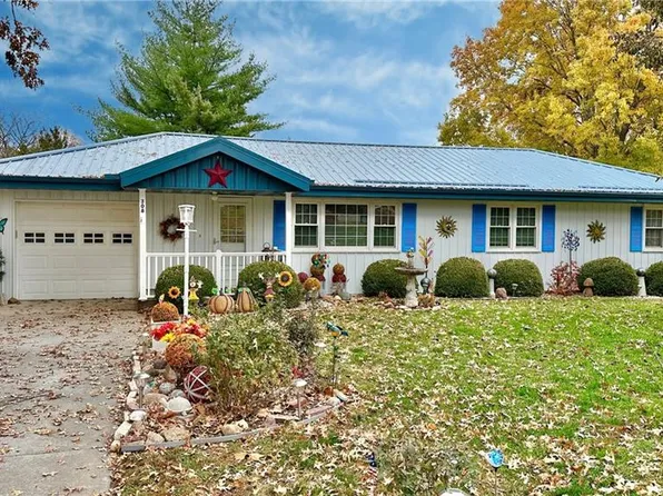 308 Town And Country Ln, Trenton, MO 64683